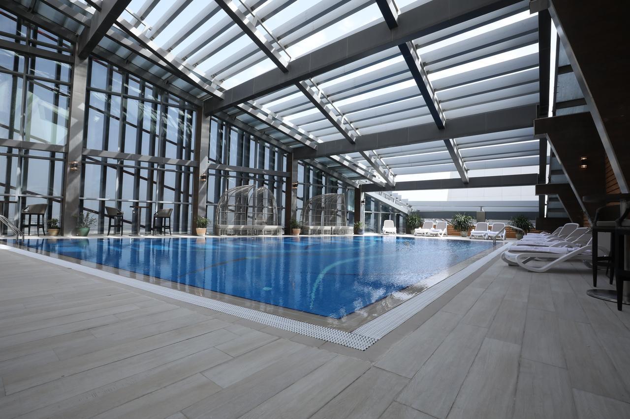 Vip Hotel Doha Qatar Extérieur photo The pool at the 101 Tower