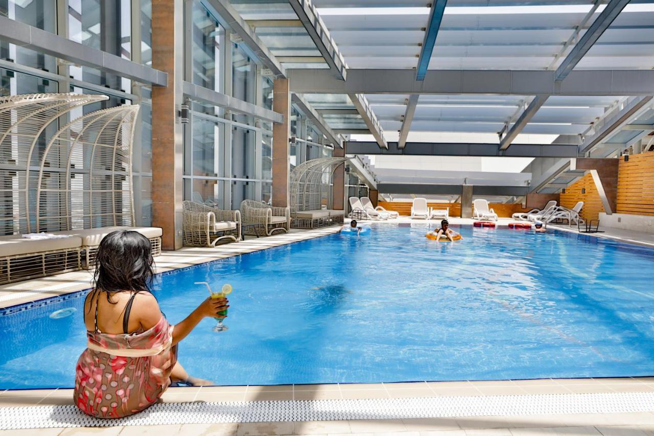 Vip Hotel Doha Qatar Extérieur photo The pool at the 101 Sky Lounge